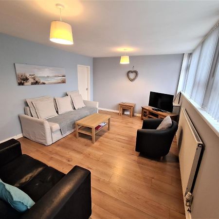 3 Bedroom Apartment Coventry - Hosted By Coventry Accommodation Экстерьер фото
