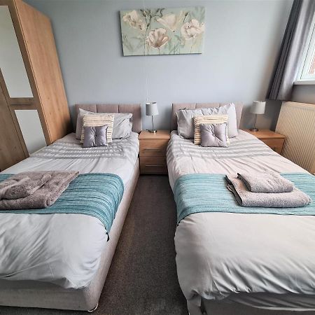3 Bedroom Apartment Coventry - Hosted By Coventry Accommodation Экстерьер фото