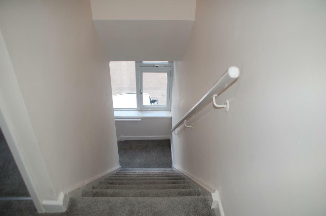 3 Bedroom Apartment Coventry - Hosted By Coventry Accommodation Экстерьер фото